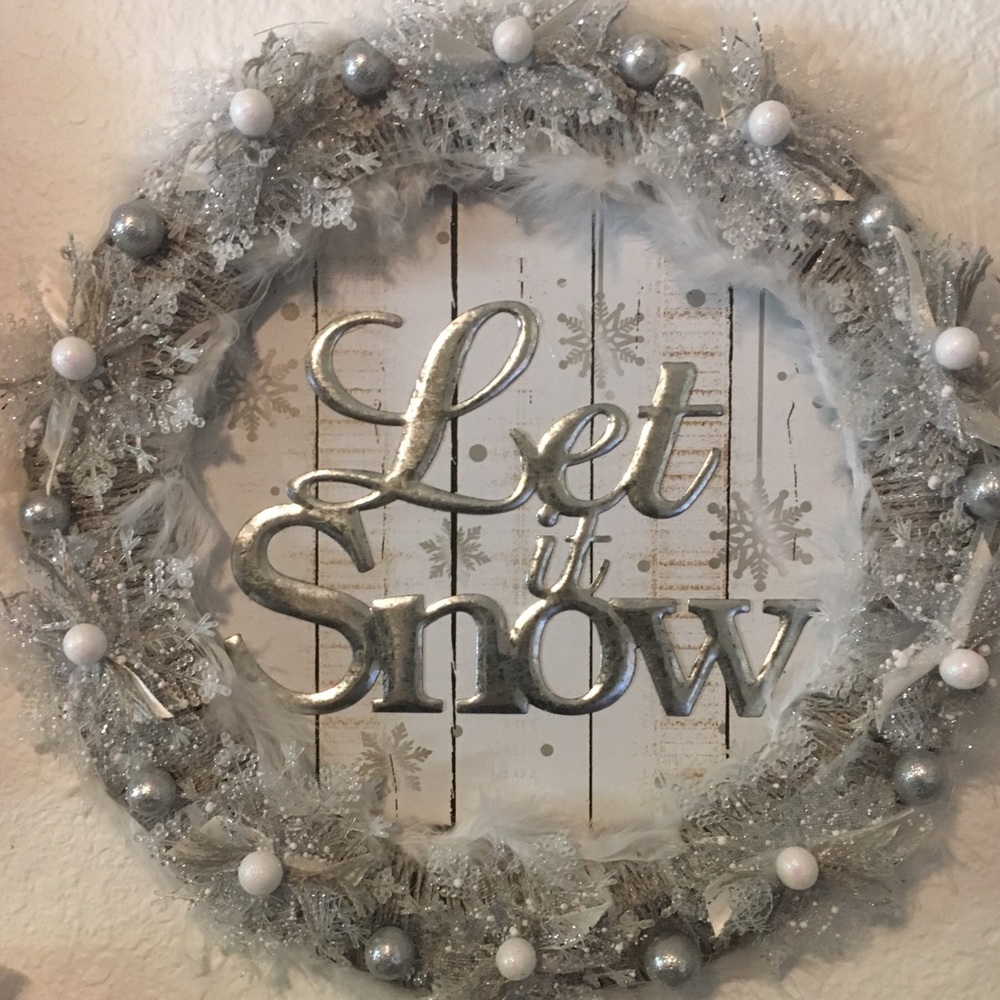 Handmade Holiday and Seasonal Door Wreaths